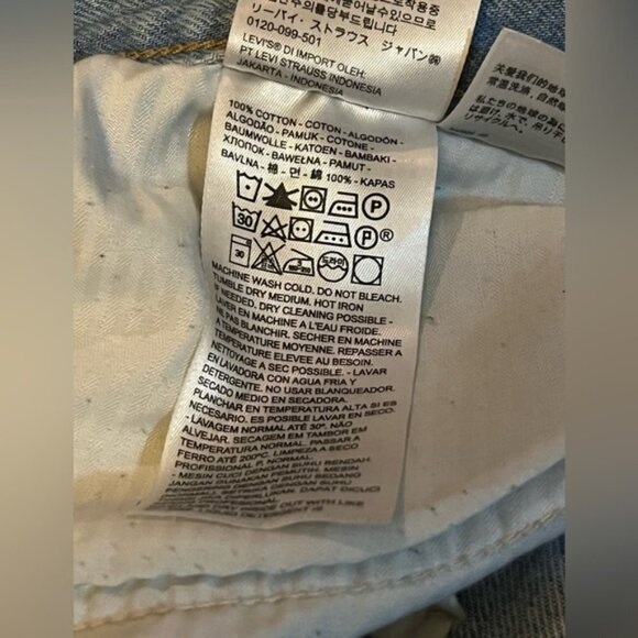 LEVI’S WEDGIE JEANS Size 30 - Picture 9 of 11